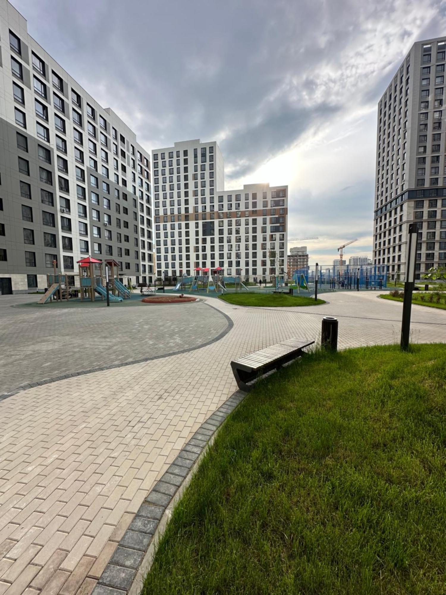 Apartment Respublika, A Residential Complex